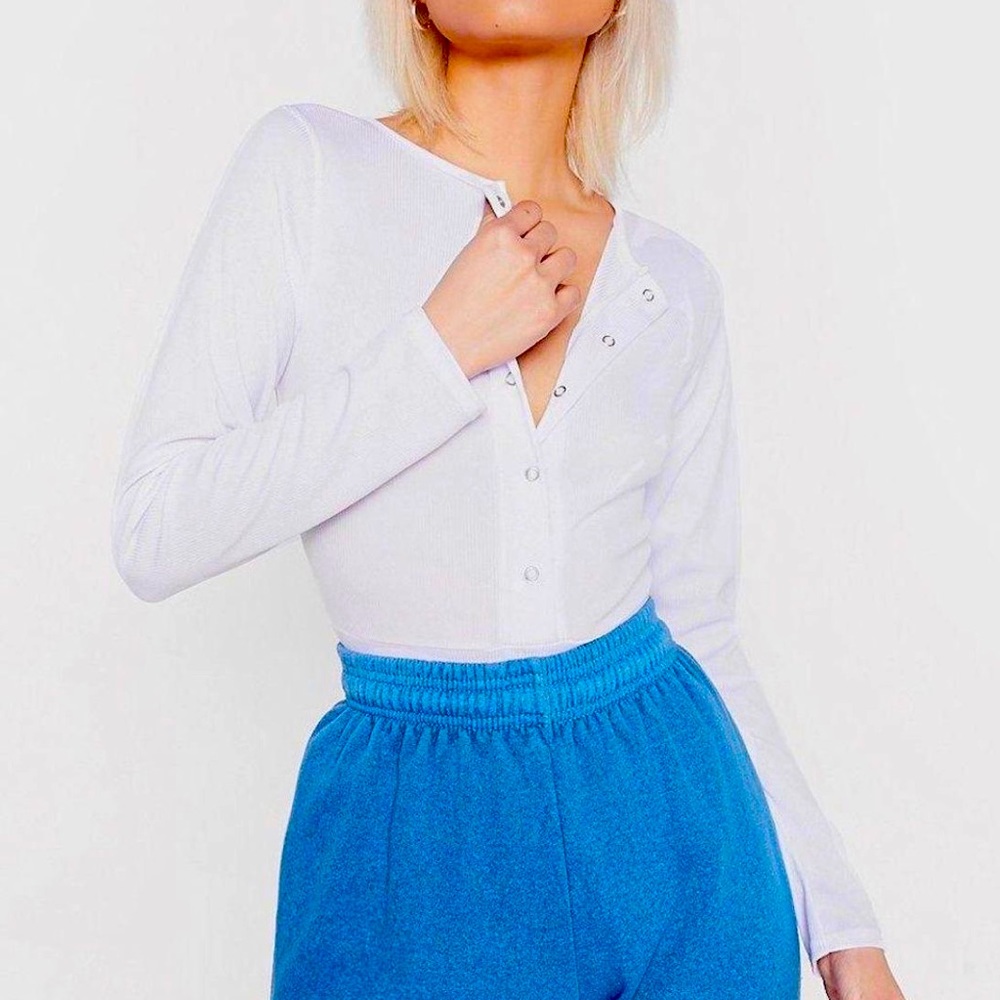 Boohoo never worn bodysuit button snaps